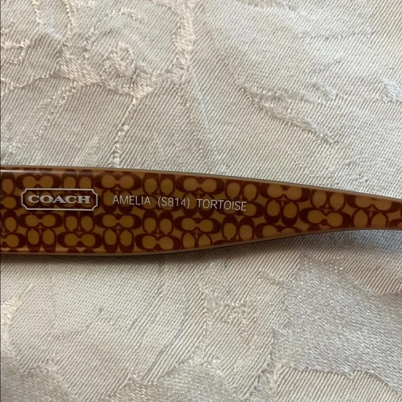 Coach Brown and Tan Glasses Stylish Sunglasses - Picture 6 of 12